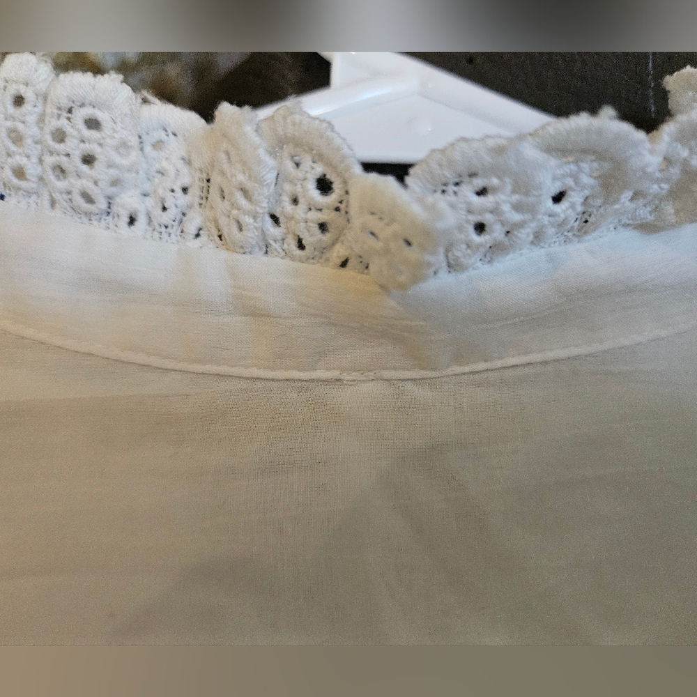 Free People White Lace Top 🤍 - Picture 8 of 12